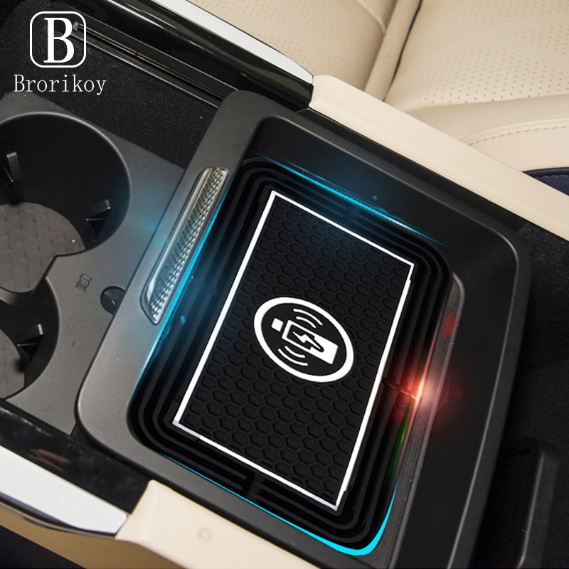Car Wireless Charger Silicone Anti-skid Pad Cradle Dock For iPhone 16 15 14 13 12 X Fast 15W Car Charging Stand Car Modification