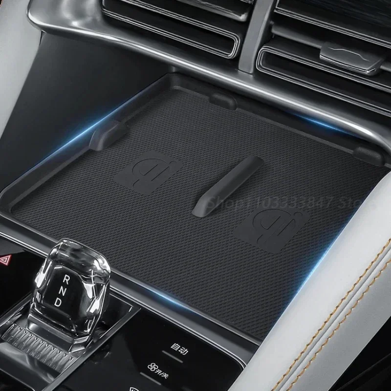 For BYD Song Plus SEAL U DMi/EV Wireless Charging Silicone Pad Central Control Storage Box Gear Handle Pad Anti-skid Car Refit